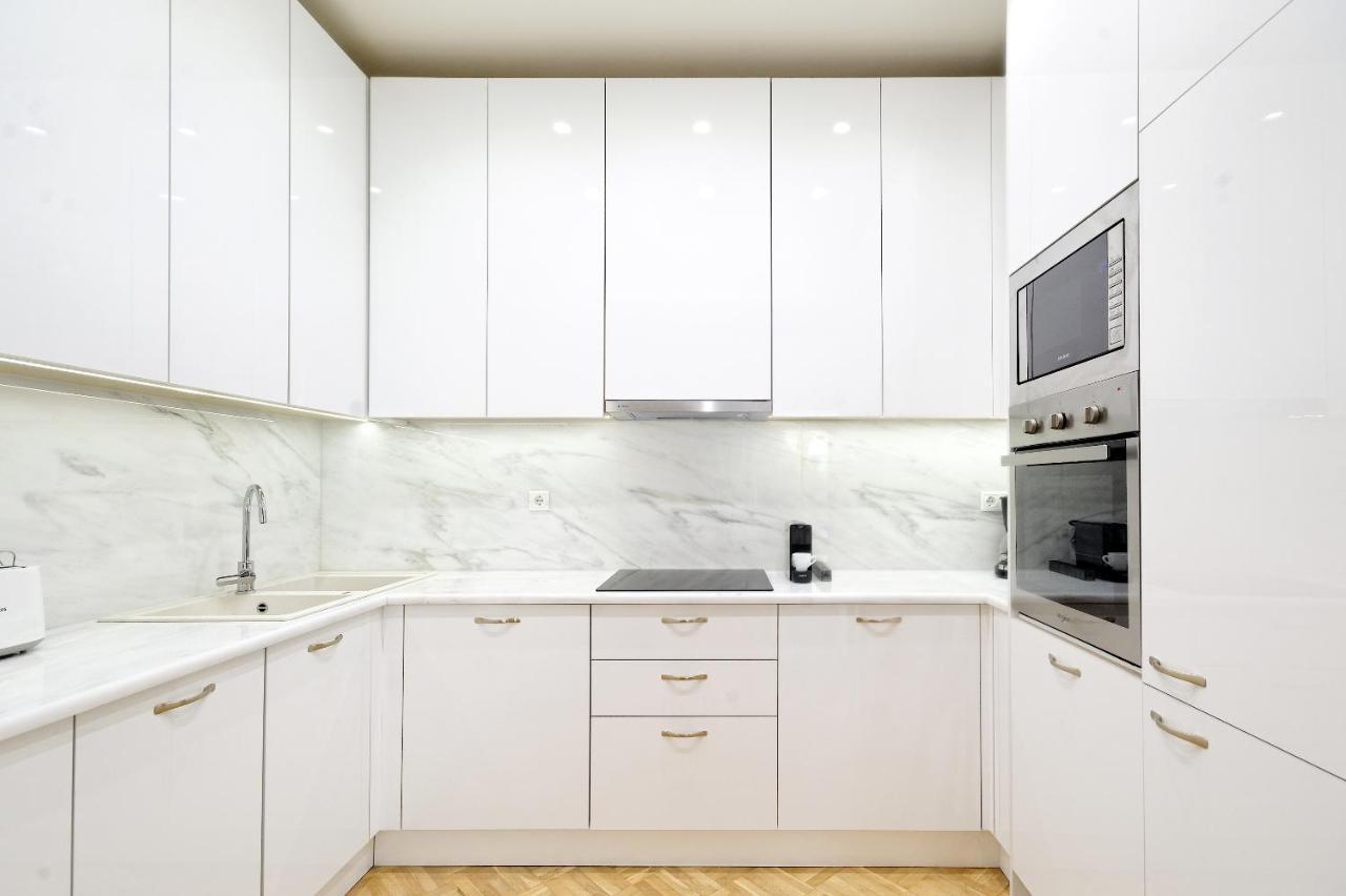 The Fancy Philosopher Apartment Athens Luaran gambar