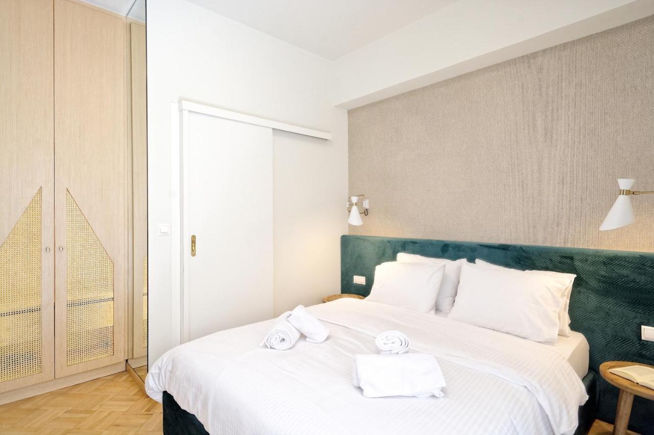 The Fancy Philosopher Apartment Athens Luaran gambar